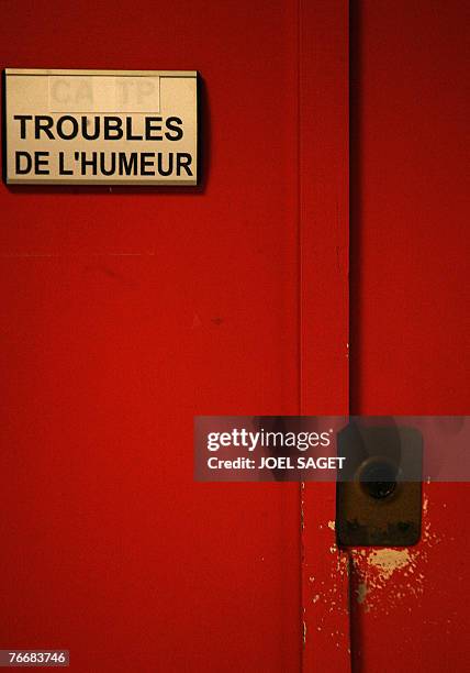 Vue de la porte du service des troubles de l'humeur prise le 09 f?vrier 2007 ? l'h?pital Sainte-Anne ? Paris. L'h?pital pr?sentera son patrimoine...