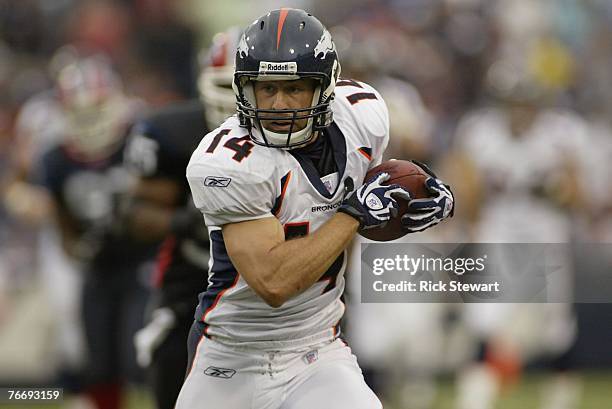 Brandon Stokley of the Denver Broncos runs with the ball during the game against the Buffalo Bills on September 9, 2007 at Ralph Wilson Stadium in...