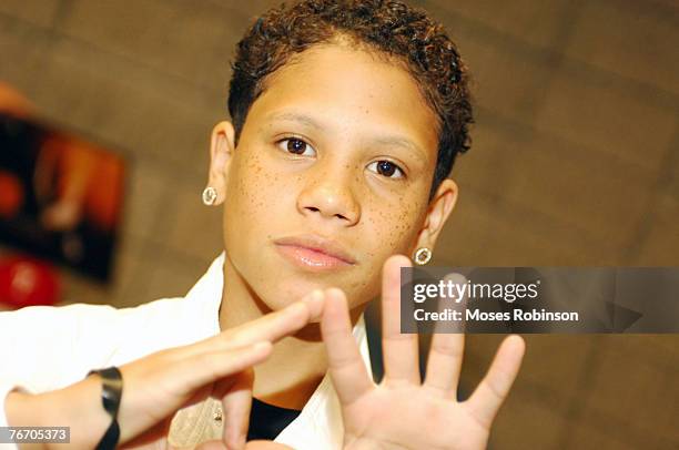 B5fully Rapper B5 Group Photos and Premium High Res Pictures - Getty Images