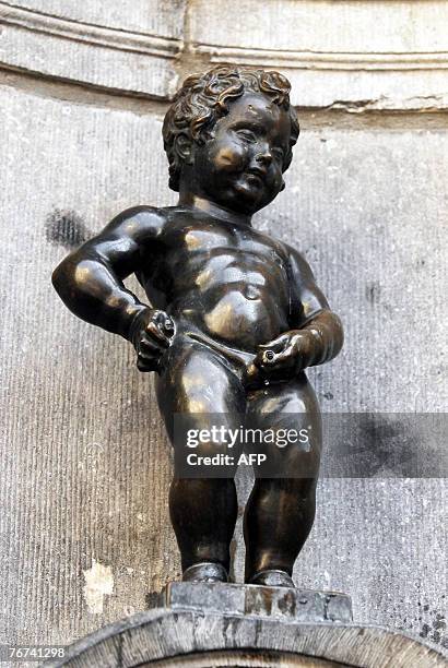 This illustration picture shows the famous Belgian statue Manneke Pis who seems to have problems peeing 14 September 2007, on the European prostate...