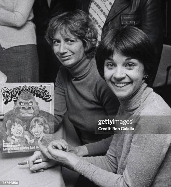 Penny Marshall and Cindy Williams