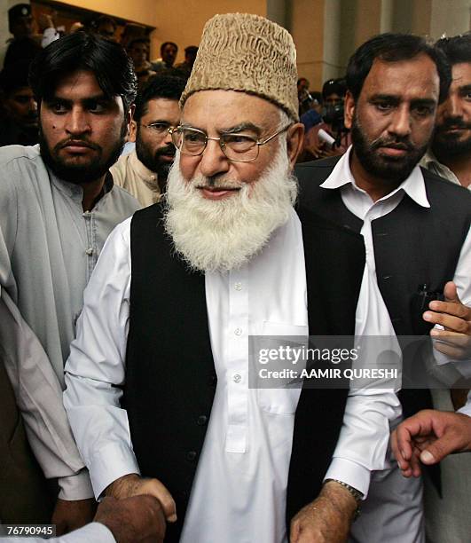 262 Islamist Qazi Hussain Ahmed Photos & High Res Pictures Getty Images