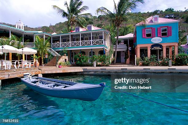 village on water - bay of water fotografías e imágenes de stock