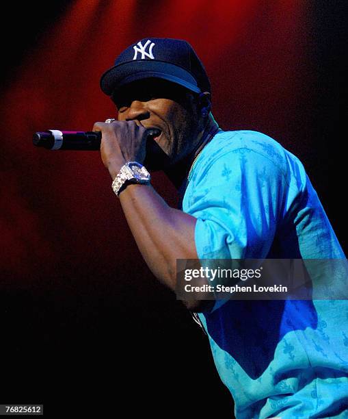 75 Cent Rapper Rapper 75 Cent Performs At The Hammerstein Ballroom Stock Photos, High-Res ...