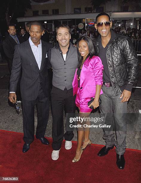 Actors Jamie Foxx, Jeremy Piven, Jada Pinkett Smith, and Will Smith pose at the premiere of Universal Pictures' 'The Kingdom' at Mann's Village...
