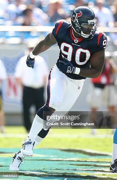 Mario Williams of the Houston Texans rushes the passer against the Carolina Panthers at Bank of America Stadium on September 16, 2007 in Charlotte,...