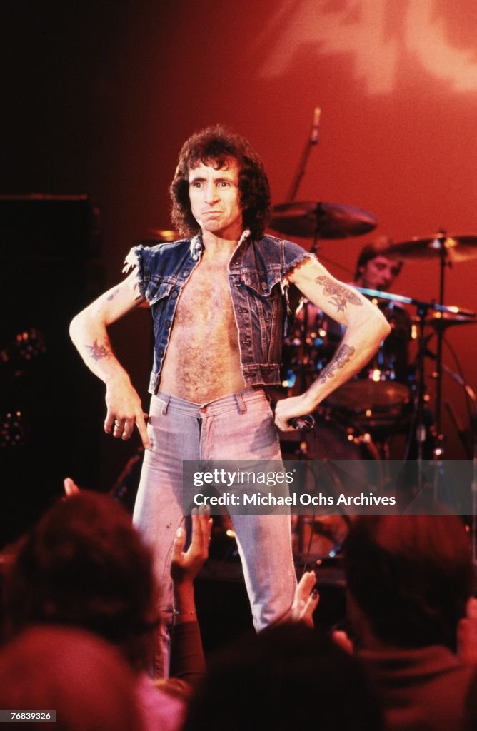 Singer Bon Scott of AC/DC strikes a pose circa 1977 in Hollywood ...