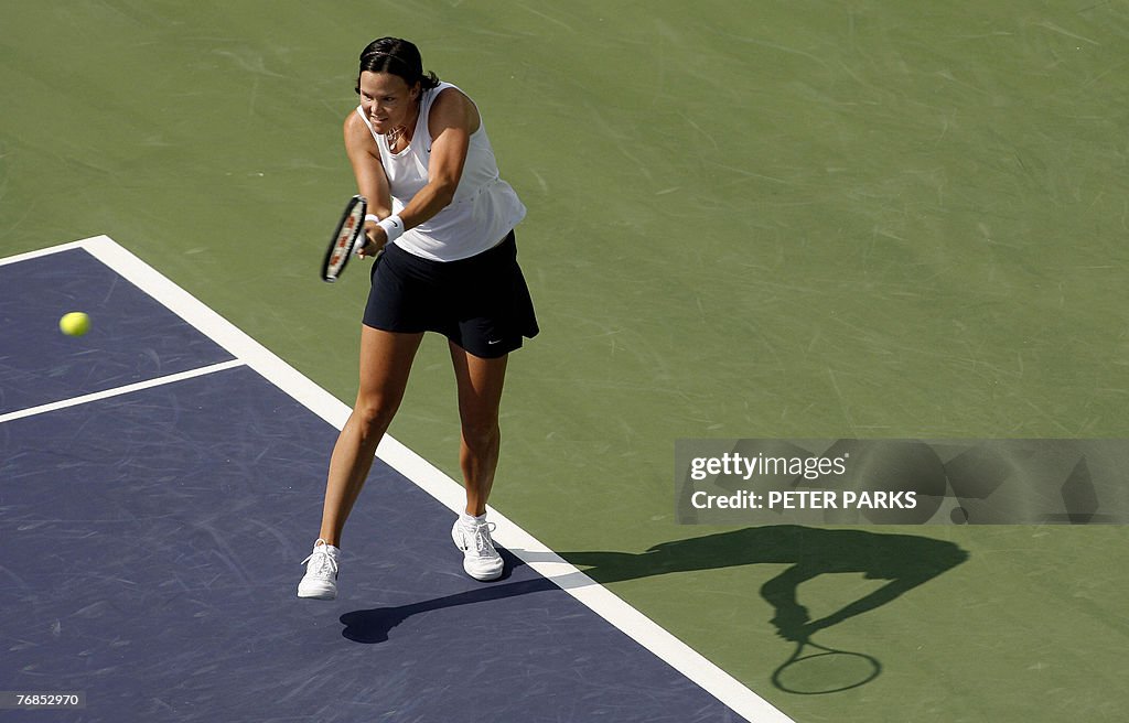 Wildcard entry Lindsay Davenport of the