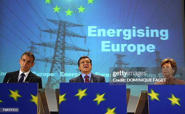 Energy Commissioner Andris Piebalgs , European Commission President Jose Manuel Barroso and UE competition Commissioner Neelie Kroes give a press...