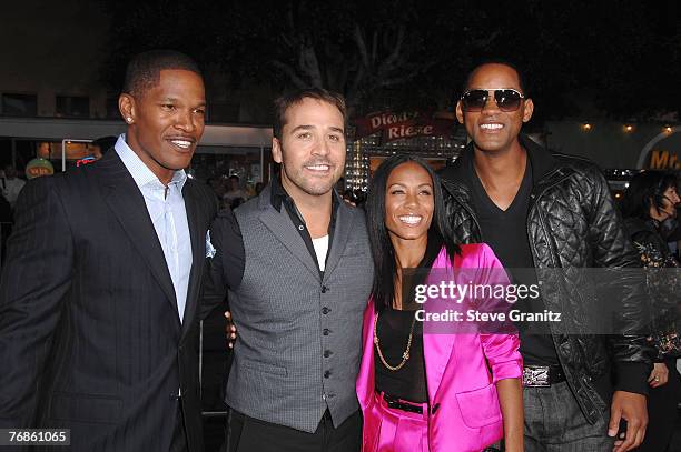 Actor Jamie Foxx and Actor Jeremy Piven and Actress Jada Pinkett Smith and Actor Will Smith arrives at the Mann's Village Theatre for the Los Angeles...