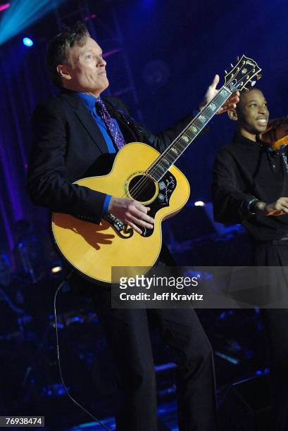 Television personality Conan O'Brian performs at the VH1 Save The Music 10th Anniversary Gala at The Tent at Lincoln Center on September 20, 2007 in...
