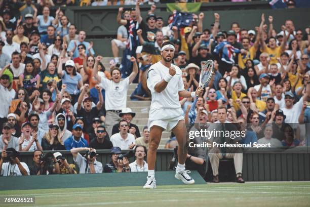 Patrick Rafter Arms 2,977 Patrick Rafter Photos & High Res Pictures - Getty Images
