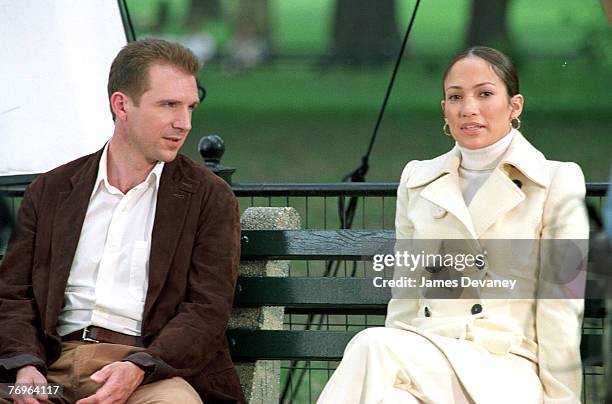 Ralph Fiennes & Jennifer Lopez