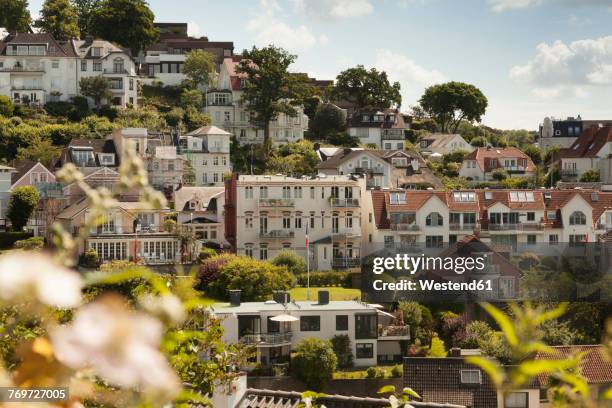 germany, hamburg-blankenese, view to treppenviertel - hamburg germany stock pictures, royalty-free photos & images