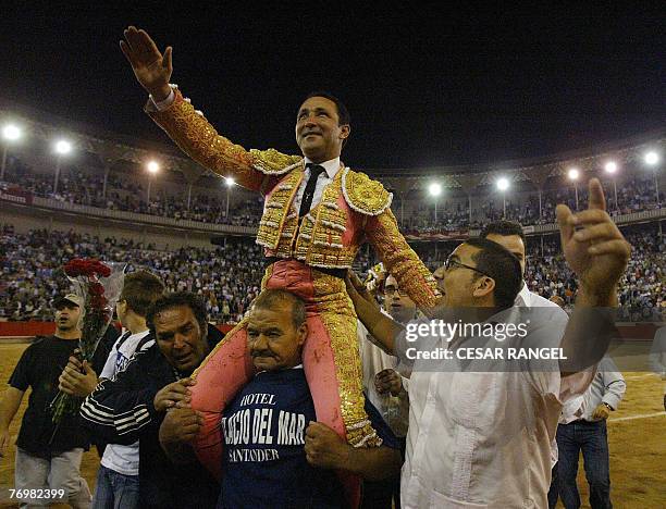 Cesar Rincon 202 Cesar Rincon Stock Photos, High-Res Pictures, and Images - Getty Images