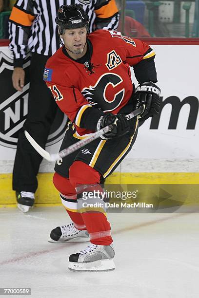 Owen Nolan of the Calgary Flames skates against the Florida Panthers at the Pengrowth Saddledome on September 16, 2007 in Calgary, Alberta, Canada.