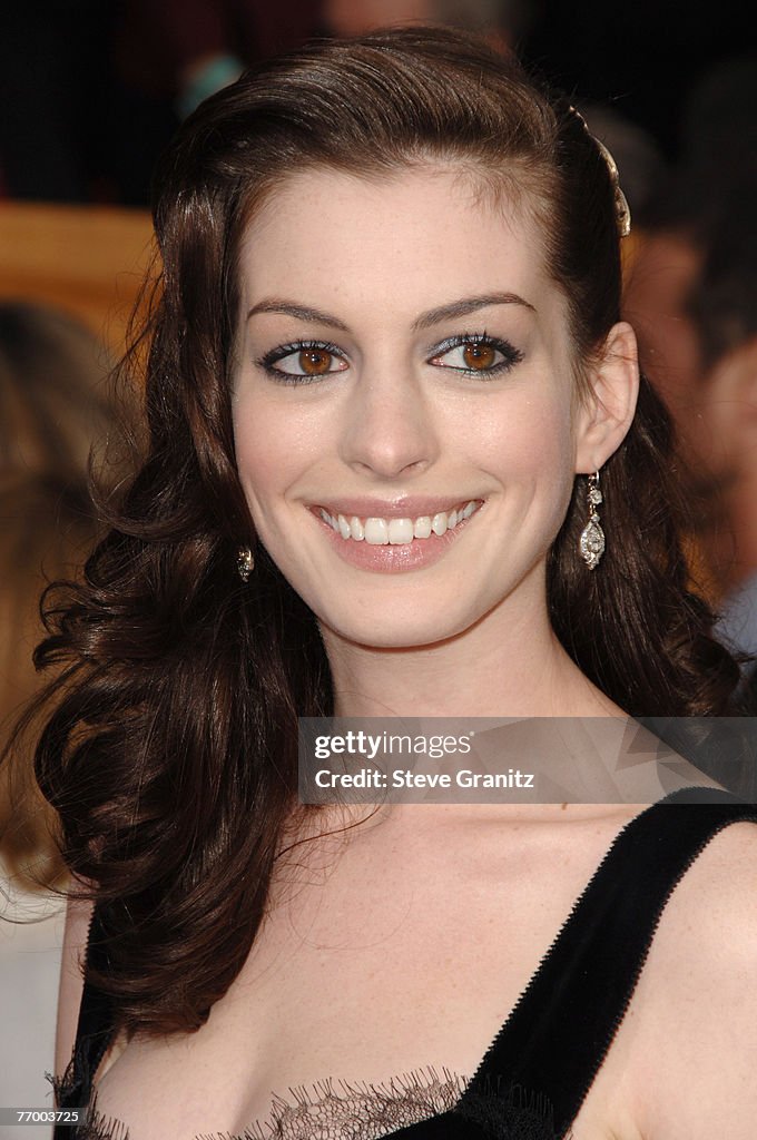 TNT Broadcasts 12th Annual Screen Actors Guild Awards - Arrivals