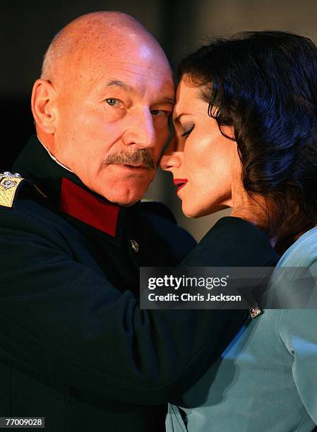 Actor Patrick Stewart and actress Kate Fleetwood perform at the Cast of Macbeth Photocall at the Gielgud Theatre on September 25, 2007 in London,...