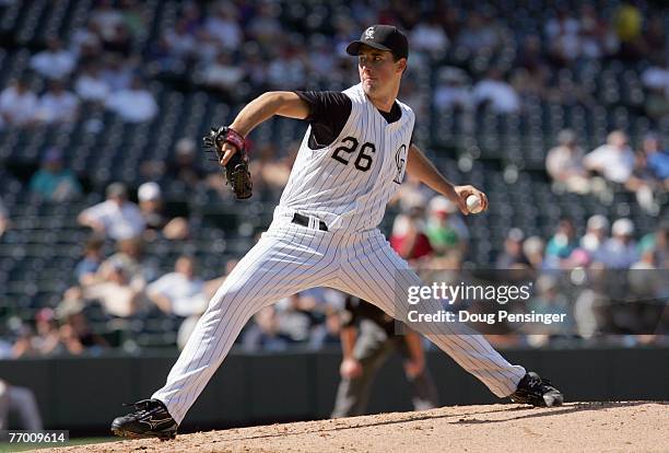 Jeff Francis of the Colorado Rockies delivers the pitch during the game against the Los Angeles Dodgers at Coors Field on September 18, 2007 in...
