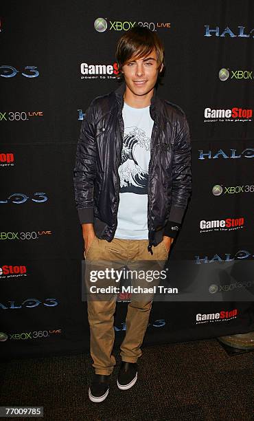 Actor Zac Efron hosts "Halo 3" Midnight Madness at Gamestop a videogame store on September 24, 2007 at Universal Citywalk in North Hollywood,...