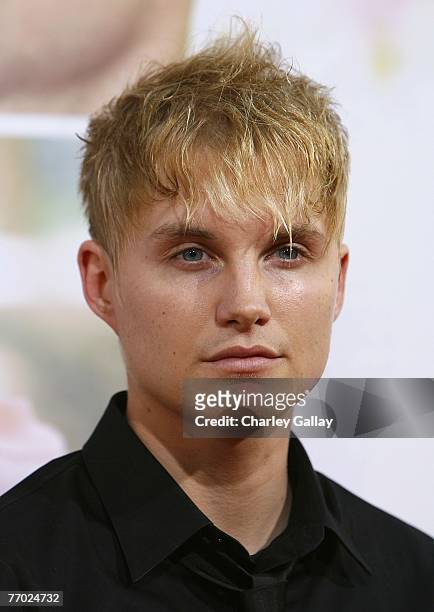 Actor Toby Hemingway arrives at the premiere of MGM's "Feast of Love" at The Academy of Motion Picture Arts and Sciences Theater on September 25,...