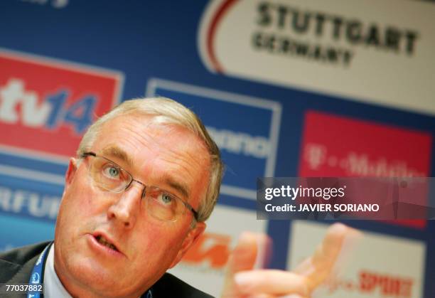 International Cycling Union President Pat McQuaid gives a press conference about Spanish cyclist Alejandro Valverde 26 September 2007 during the UCI...