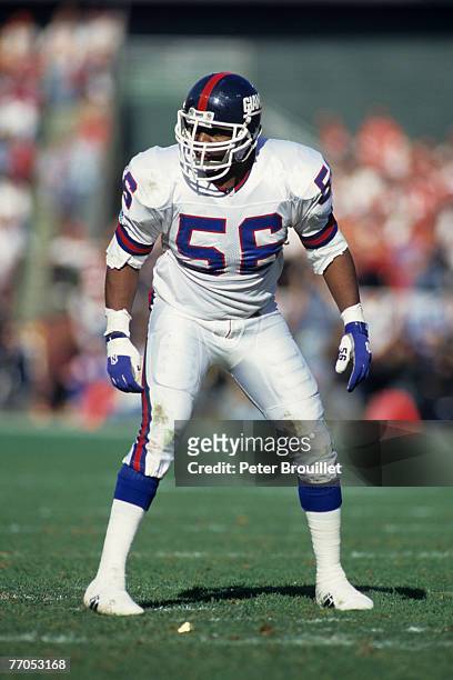 Hall of Fame linebacker Lawrence Taylor of the New York Giants in action during the Giants 44-3 loss to the San Francisco 49ers in the 1993 NFC...