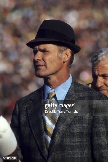 Head coach Tom Landry of the Dallas Cowboys watches the action from the sidelines during Super Bowl V on January 17, 1971 against the Baltimore Colts...