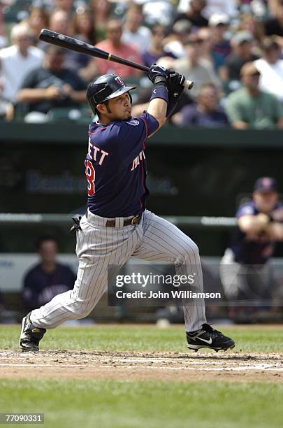 Jason Bartlett of the Minnesota Twins bats during the game against the Baltimore Orioles at Camden Yards in Baltimore, Maryland on August 26, 2007....