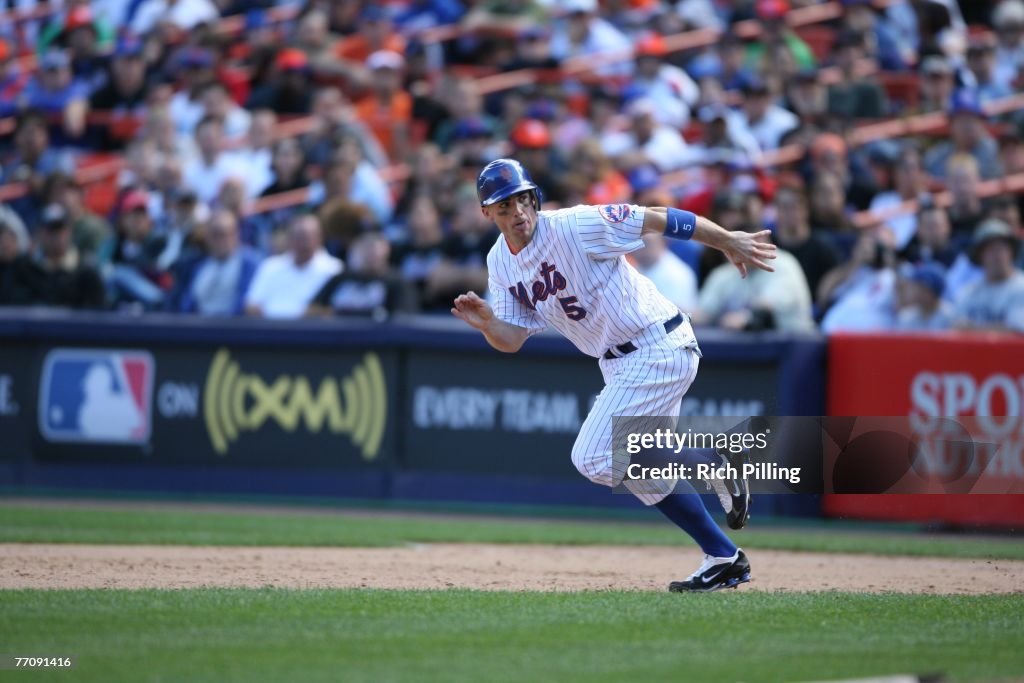 Mets Rattle David Wright of the New York Mets runs during the game against the ...