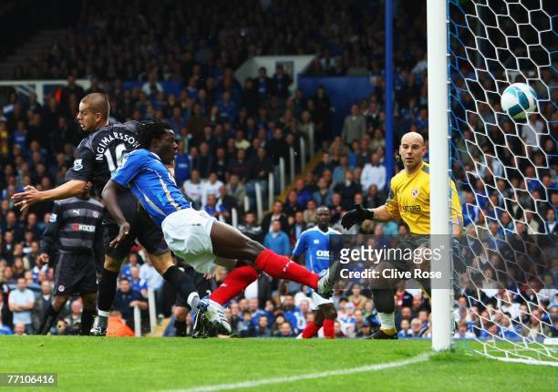 Benjani of Portsmouth scores during the Barclays Premier League match between Portsmouth and Reading at Fratton Park on September 29, 2007 in...