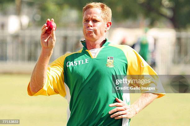 Shaun Pollock during South African practice held at the National Stadium on September 30, 2007 in Karachi, Pakistan.