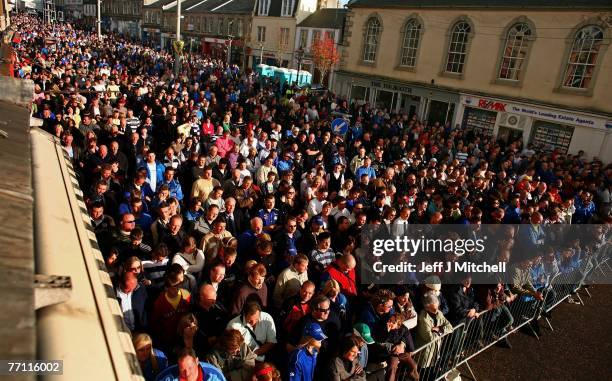 Hundreds of people gather to pay tribute to former World Rally champion Colin McRae, who died two weeks ago, September 30, 2007 in Lanark, Scotland....