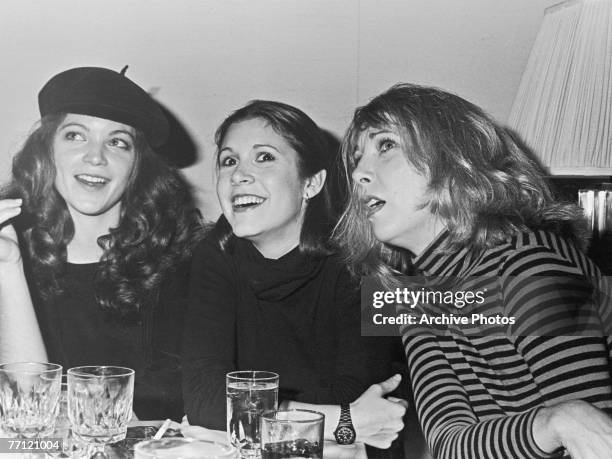 From left to right, American actresses Amy Irving, Carrie Fisher and Teri Garr, circa 1978.