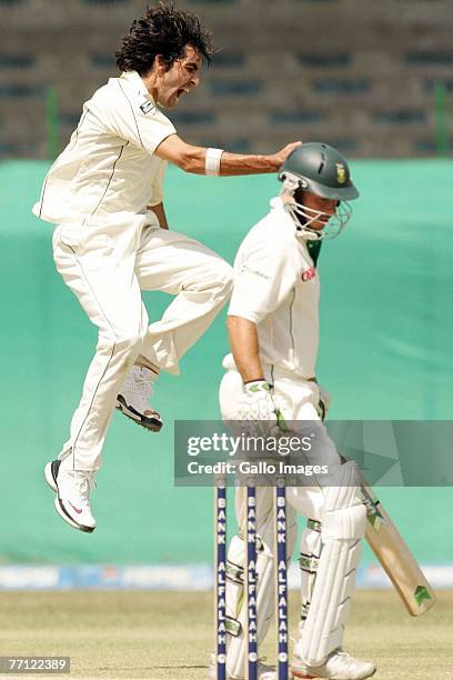 Umar Gul celebrates the wicket of Herschelle Gibbs during day one of the first Test match series between Pakistan and South Africa on October 1, 2007...