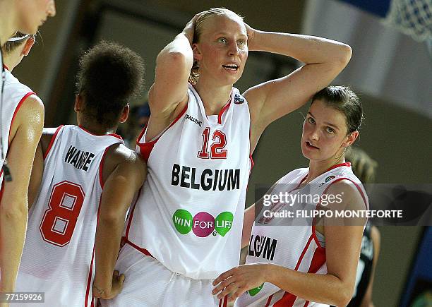 32 Kathy Wambe Photos & High Res Pictures Getty Images