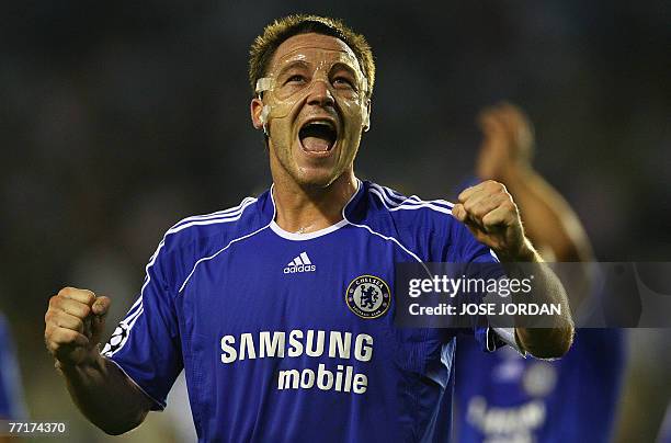 Chelsea's John Terry celebrates after beating Valencia in a UEFA Champions League Group B football match at the Mestalla stadium in Valencia, 03...