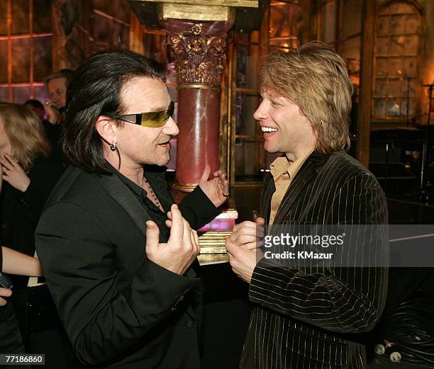 Bono of U2, inductee, with Jon Bon Jovi