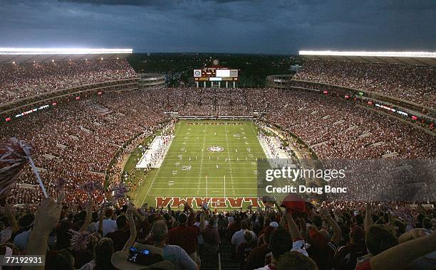 People watch the Georgia Bulldogs take on the Alabama Crimson Tide at Bryant-Denny Stadium September 22, 2007 in Tuscaloosa, Alabama.