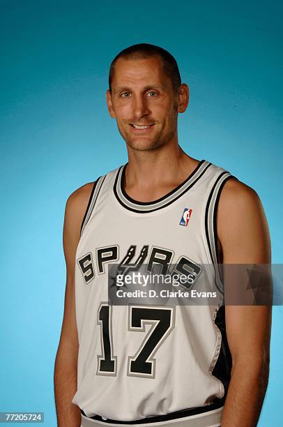 Brent Barry of the San Antonio Spurs poses for a portrait during NBA Media Day at the Spurs Practice Facility on October 1, 2007 in San Antonio,...