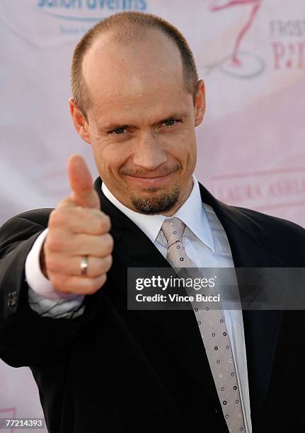 Figure Skater Kurt Browning arrives at the Frosted Pink Presented By sanofi-aventis and Wachovia Putting Women's Cancer on Ice at the Barker Hangar...