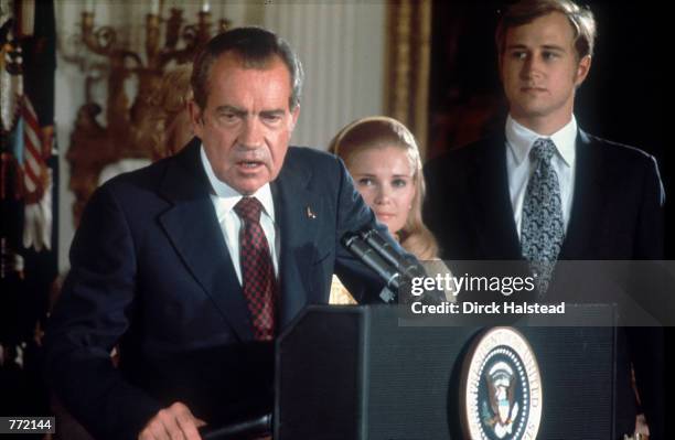 Former US President Richard Nixon delivers farewell remarks to his presidential cabinet and to members of the White House staff in the East Room of...