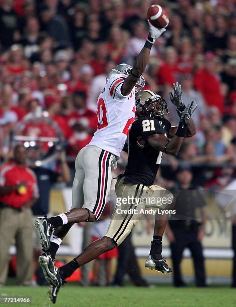 Donald Washington of the Ohio State Buckeyes knocks away a pass intended for Greg Orton of the Purdue Boilermakers during the game on October 6, 2007...