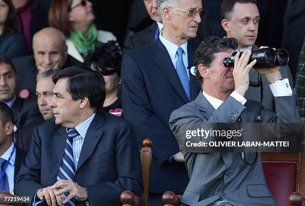 French Prime minister Francois Fillon and French buisinessman Edouard de Rotschild attend the 86th Arc de Triomphe horse racing, 07 October 2007 at...