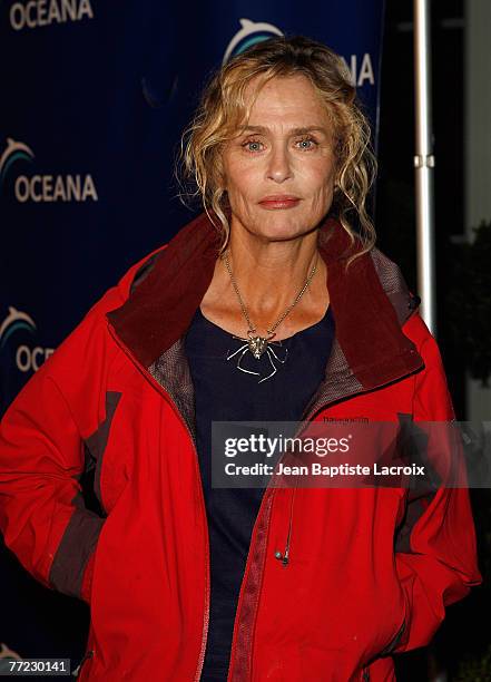 Lauren Hutton arrives at the Annual Oceana Partner?s Awards Gala held at the home of Jena & Michael King on October 5, 2007 in Pacific Palissades,...