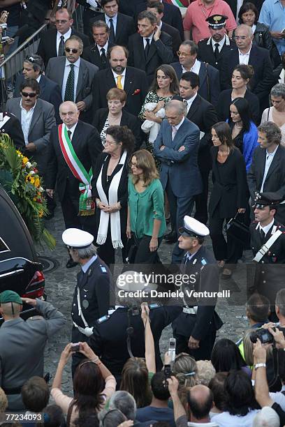 Cristina Pavarotti, Edwin Tinoco, Veronica Zeggio, Gianni Mantovani, Lorenza Pavarotti, Gabriella Pavarotti and Nicoletta Mantovani Pavarotti attend...