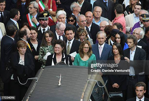 Cristina Pavarotti, Edwin Tinoco, Veronica Zeggio, Gianni Mantovani, Lorenza Pavarotti, Gabriella Pavarotti and Nicoletta Mantovani Pavarotti attend...