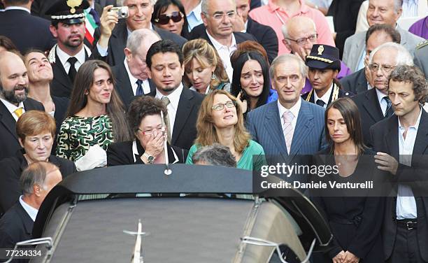 Cristina Pavarotti, Edwin Tinoco, Veronica Zeggio, Gianni Mantovani, Lorenza Pavarotti, Gabriella Pavarotti and Nicoletta Mantovani Pavarotti attend...