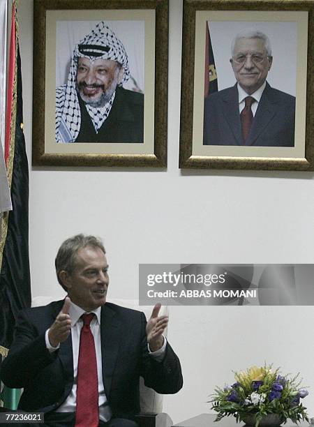 375 Tony Blair Meets With Middle East Leaders Stock Photos, High-Res
