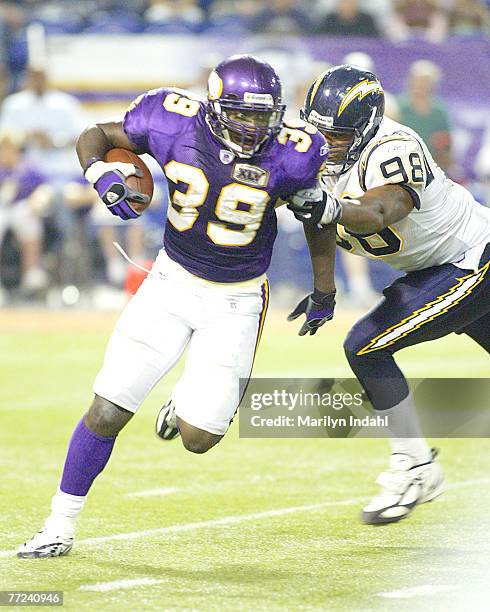 43 Adimchinobe Echemandu Stock Photos, HighRes Pictures, and Images